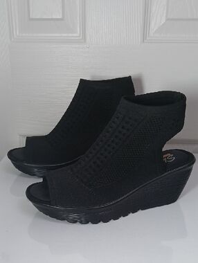 Skechers Memory Foam Black Women's Open-Toe Knit Ankle Boots